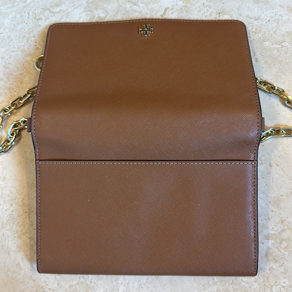 Tory Burch Emerson Chain Wallet Crossbody - Picture 4 of 8